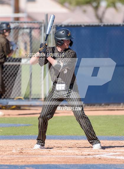 Thumbnail 1 in Arapahoe vs. Thurston (Coach Bob Invitational) photogallery.
