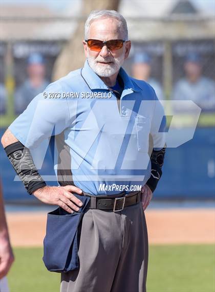 Thumbnail 2 in Arapahoe vs. Thurston (Coach Bob Invitational) photogallery.