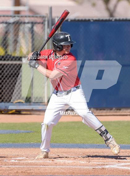 Thumbnail 3 in Arapahoe vs. Thurston (Coach Bob Invitational) photogallery.