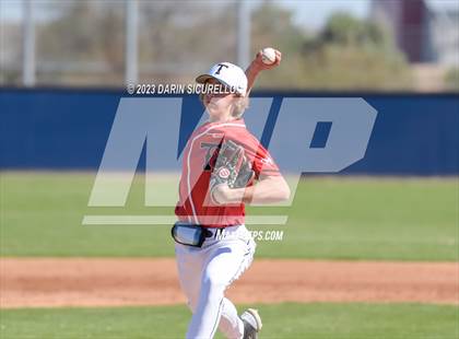 Thumbnail 2 in Arapahoe vs. Thurston (Coach Bob Invitational) photogallery.