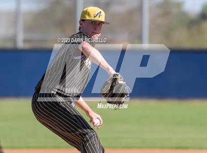 Thumbnail 3 in Arapahoe vs. Thurston (Coach Bob Invitational) photogallery.