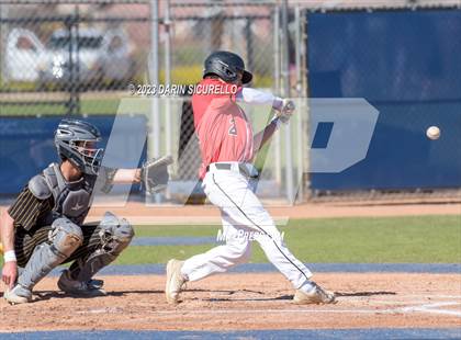 Thumbnail 2 in Arapahoe vs. Thurston (Coach Bob Invitational) photogallery.