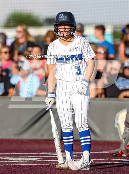 Thumbnail 2 in Whitesboro vs. Gunter (UIL 3A Regional Quarterfinal) photogallery.