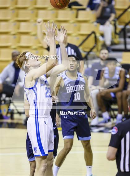 Thumbnail 2 in Father Tolton vs Bartlesville (Norm Stewart Classic) photogallery.