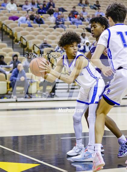 Thumbnail 1 in Father Tolton vs Bartlesville (Norm Stewart Classic) photogallery.