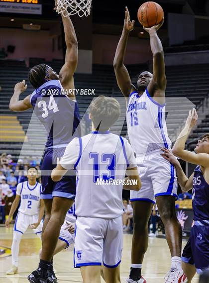 Thumbnail 1 in Father Tolton vs Bartlesville (Norm Stewart Classic) photogallery.