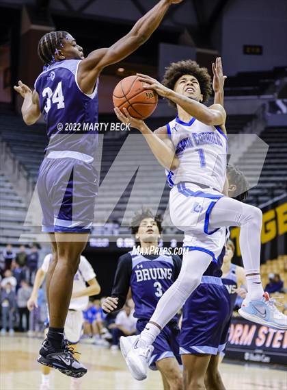 Thumbnail 3 in Father Tolton vs Bartlesville (Norm Stewart Classic) photogallery.