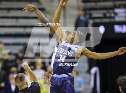 Thumbnail 2 in Father Tolton vs Bartlesville (Norm Stewart Classic) photogallery.
