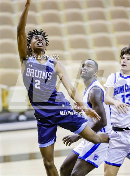 Thumbnail 1 in Father Tolton vs Bartlesville (Norm Stewart Classic) photogallery.