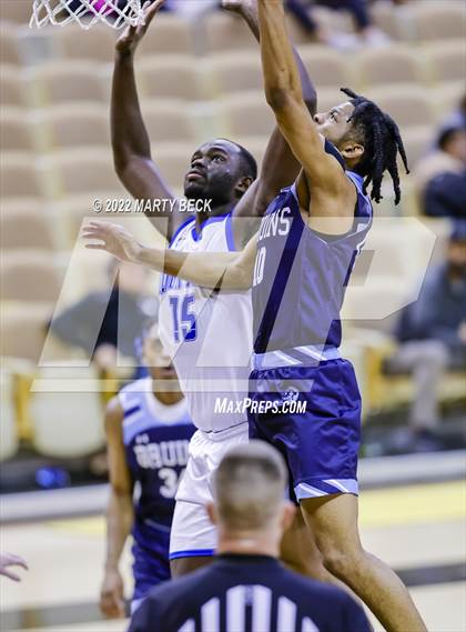 Thumbnail 3 in Father Tolton vs Bartlesville (Norm Stewart Classic) photogallery.