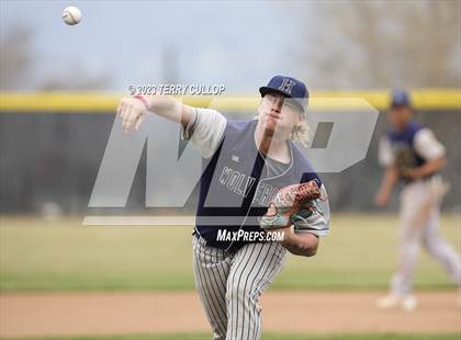 Thumbnail 3 in Hunter @ Kearns photogallery.