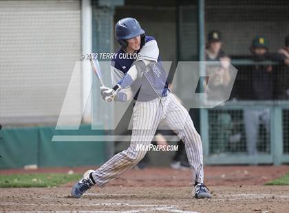 Thumbnail 3 in Hunter @ Kearns photogallery.