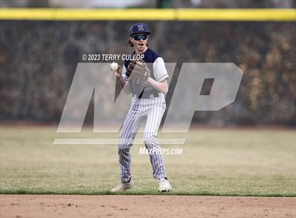 Thumbnail 3 in Hunter @ Kearns photogallery.