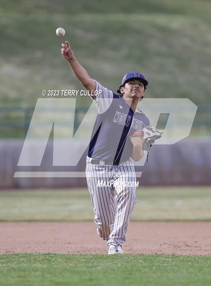 Thumbnail 2 in Hunter @ Kearns photogallery.