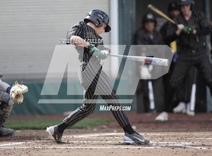 Thumbnail 3 in Hunter @ Kearns photogallery.