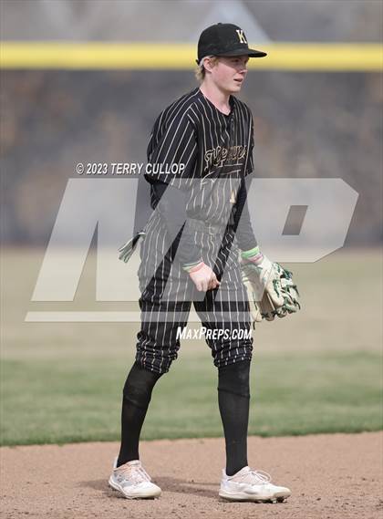 Thumbnail 3 in Hunter @ Kearns photogallery.