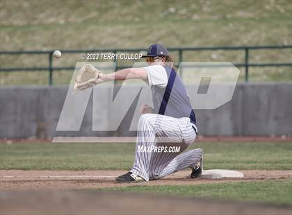 Thumbnail 1 in Hunter @ Kearns photogallery.