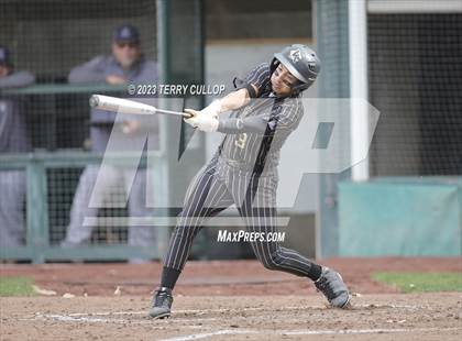 Thumbnail 1 in Hunter @ Kearns photogallery.