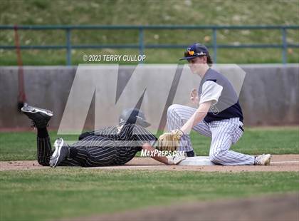 Thumbnail 3 in Hunter @ Kearns photogallery.