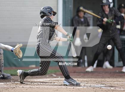 Thumbnail 3 in Hunter @ Kearns photogallery.