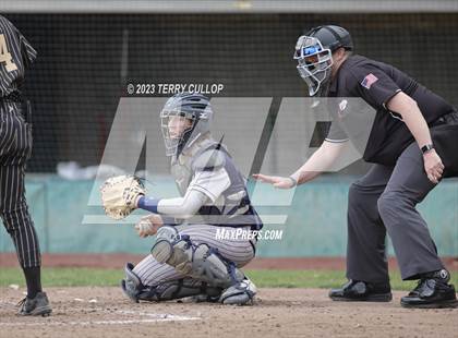 Thumbnail 1 in Hunter @ Kearns photogallery.