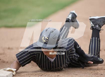 Thumbnail 3 in Hunter @ Kearns photogallery.