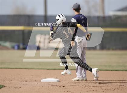Thumbnail 1 in Hunter @ Kearns photogallery.