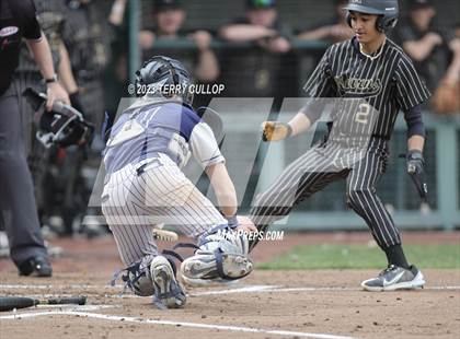 Thumbnail 1 in Hunter @ Kearns photogallery.