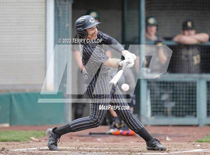 Thumbnail 3 in Hunter @ Kearns photogallery.