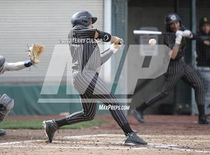 Thumbnail 3 in Hunter @ Kearns photogallery.
