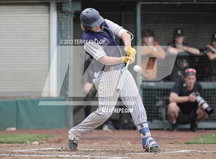 Thumbnail 2 in Hunter @ Kearns photogallery.