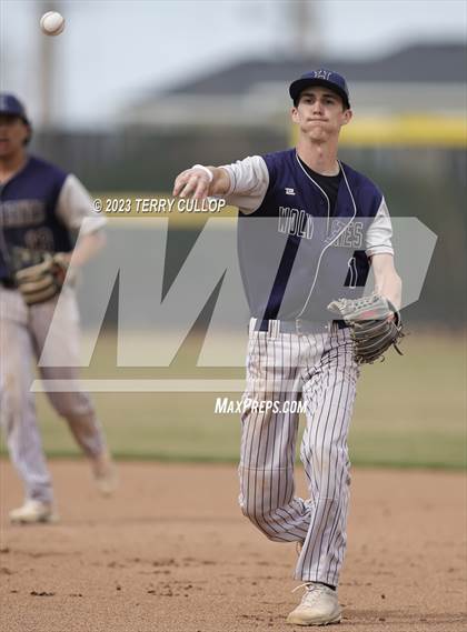 Thumbnail 2 in Hunter @ Kearns photogallery.