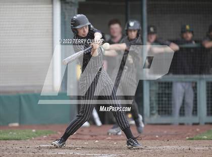 Thumbnail 2 in Hunter @ Kearns photogallery.