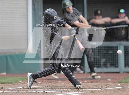 Thumbnail 3 in Hunter @ Kearns photogallery.