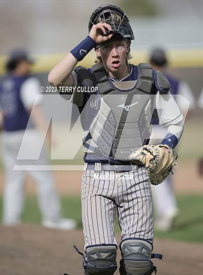 Thumbnail 3 in Hunter @ Kearns photogallery.
