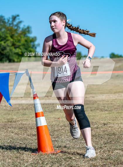 Thumbnail 3 in UIL 6A Girls Cross Country District 25 Finals photogallery.