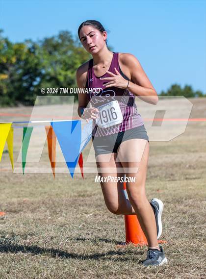Thumbnail 1 in UIL 6A Girls Cross Country District 25 Finals photogallery.