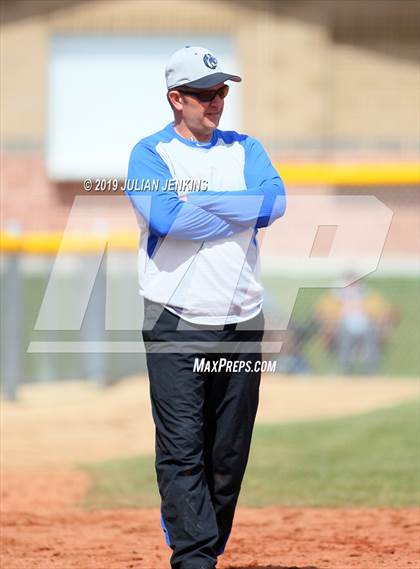 Thumbnail 3 in La Grande vs Middleton (Win The Pitch Tournament) photogallery.
