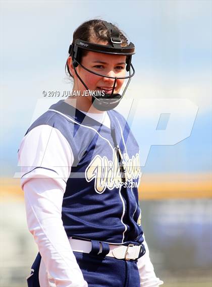 Thumbnail 2 in La Grande vs Middleton (Win The Pitch Tournament) photogallery.