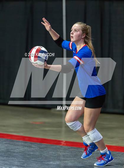 Thumbnail 2 in Bridgeport vs. Hoover (WVSSAC Class AAA Final) photogallery.