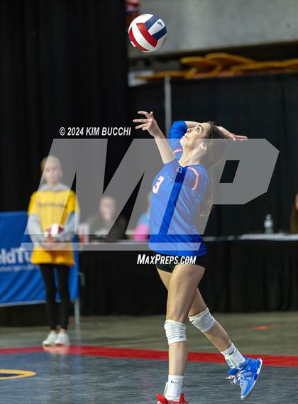 Thumbnail 3 in Bridgeport vs. Hoover (WVSSAC Class AAA Final) photogallery.