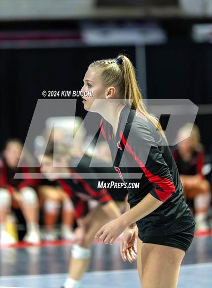 Thumbnail 3 in Bridgeport vs. Hoover (WVSSAC Class AAA Final) photogallery.
