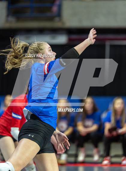 Thumbnail 3 in Bridgeport vs. Hoover (WVSSAC Class AAA Final) photogallery.