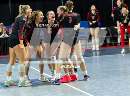 Thumbnail 2 in Bridgeport vs. Hoover (WVSSAC Class AAA Final) photogallery.