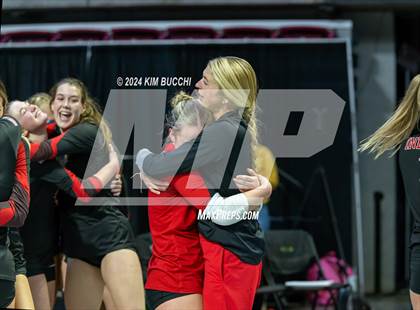 Thumbnail 2 in Bridgeport vs. Hoover (WVSSAC Class AAA Final) photogallery.