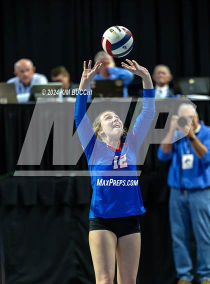 Thumbnail 3 in Bridgeport vs. Hoover (WVSSAC Class AAA Final) photogallery.