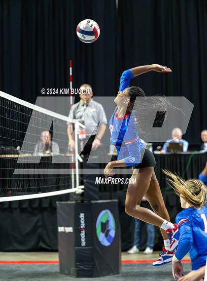Thumbnail 3 in Bridgeport vs. Hoover (WVSSAC Class AAA Final) photogallery.
