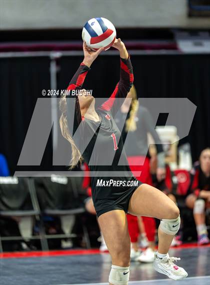 Thumbnail 2 in Bridgeport vs. Hoover (WVSSAC Class AAA Final) photogallery.