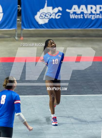 Thumbnail 1 in Bridgeport vs. Hoover (WVSSAC Class AAA Final) photogallery.