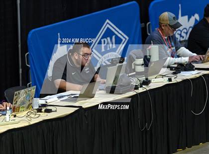 Thumbnail 1 in Bridgeport vs. Hoover (WVSSAC Class AAA Final) photogallery.